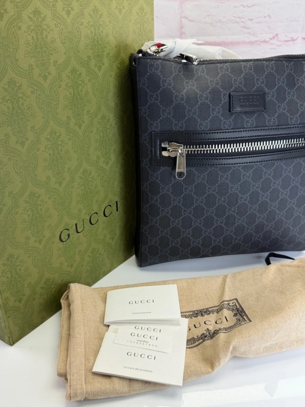 GUCCI Black GG Supreme Coated Canvas Flat Messenger Bag